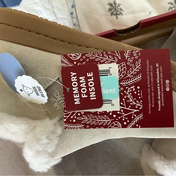 Muk Luks Beige Suede Ankle Boots NEW in Box’s - Picture 7 of 10